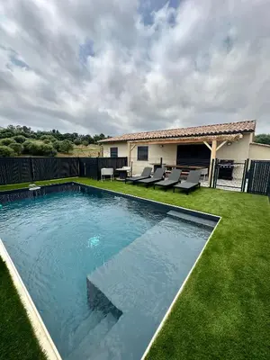 Piscine de l'établissement Casa Lamaghjone - Villa T4 avec piscine chauffée à 3,5km de la mer ou située à proximité