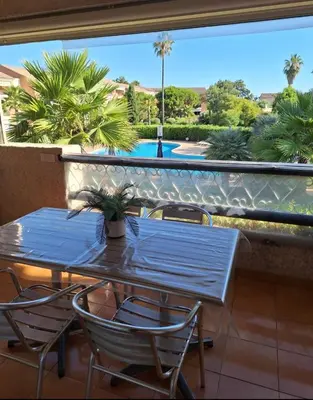 Piscine de l'établissement Studio mezzanine 4 personnes Linguizetta marine de Bravone Corse ou située à proximité