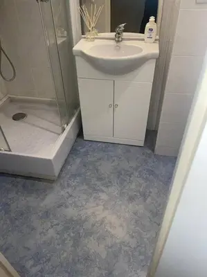 Salle de bains dans l'établissement Magnifique studio en bord de mer