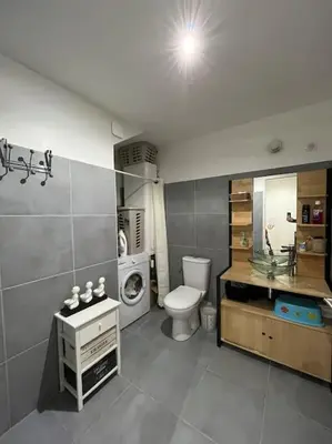 Salle de bains dans l'établissement Studio centre village