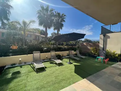 Jardin de l'établissement Jardin et 2 chambres centre St Florent