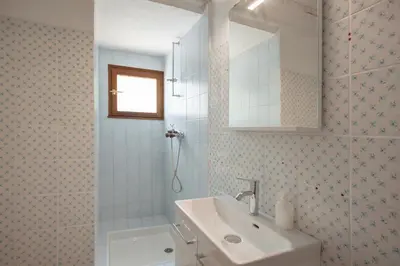 Salle de bains dans l'établissement U Prato - Bungalow proche de la mer
