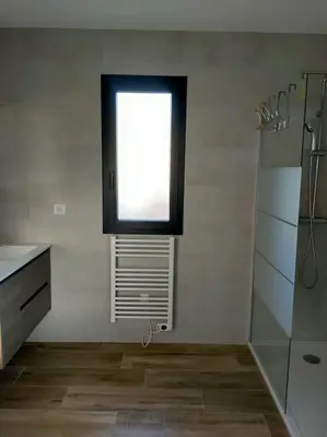 Plan de l'établissement Appartement neuf avec balcon et 2 chambres