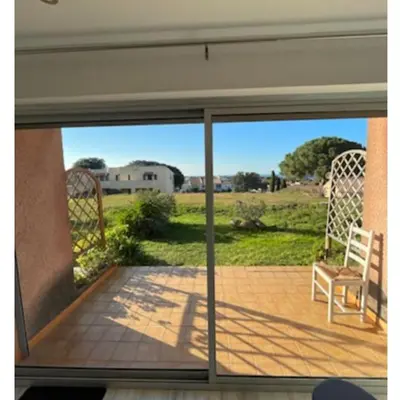 Jardin de l'établissement Jolie petit studio