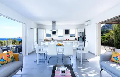 Coin salon dans l'établissement Villa Mare