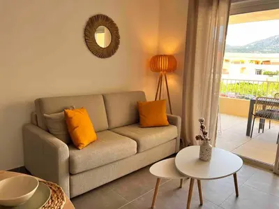 Coin salon dans l'établissement Un havre de paix entre mer et montagne à Sant'Ambroggio