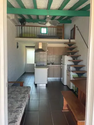 Cuisine ou kitchenette dans l'établissement RESIDENCE LA PLAGE Pieds dans l'eau Belle Vue mer
