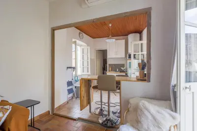 Cuisine ou kitchenette dans l'établissement Di Mezzu - Proche plage et vue montagnes