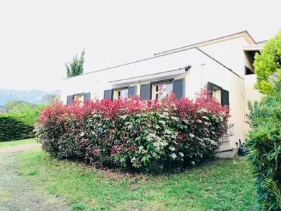 Jardin de l'établissement Villa Oliera