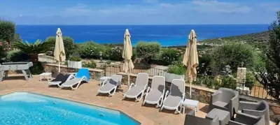 Piscine de l'établissement Villa Ghjunchitu - Vue mer et Piscine privée proche de l'ile rousse ou située à proximité