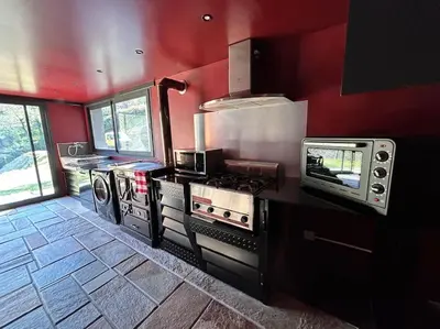Cuisine ou kitchenette dans l'établissement Villa de charme vue mer