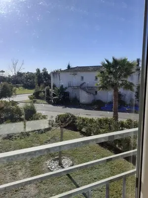 Jardin de l'établissement Bel appartement avec piscine- Poggio Mezzana