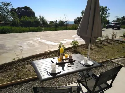 Boissons dans l'établissement Résidence front de mer + Piscine