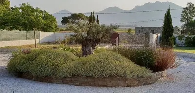 Vue générale sur la montagne ou vue sur la montagne depuis la villa