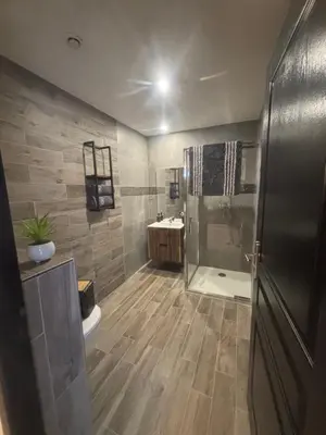 Salle de bains dans l'établissement Appartement F2 dessous de villa