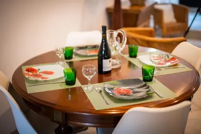 Boissons dans l'établissement Superbe T3 en villa , entree sud de bastia ( Furiani )