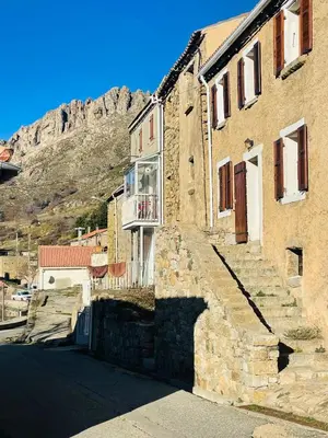 Vue générale sur la montagne ou vue sur la montagne depuis l'appartement