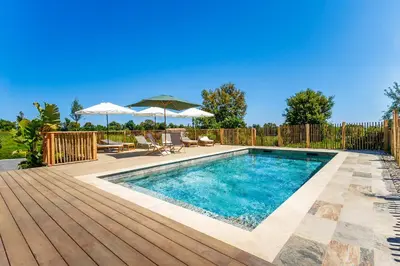 Piscine de l'établissement Casamea - Suite U Sognu ou située à proximité