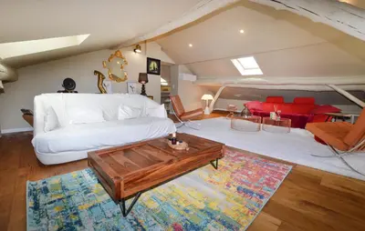 Un ou plusieurs lits dans un hébergement de l'établissement Beautiful Apartment In Bastia