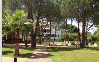 Jardin de l'établissement maria stella
