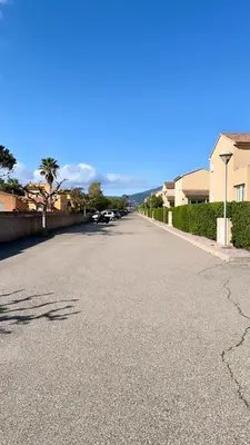 Quartier de la villa ou autre quartier proche