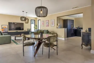 Cuisine ou kitchenette dans l'établissement Villa Vignarella