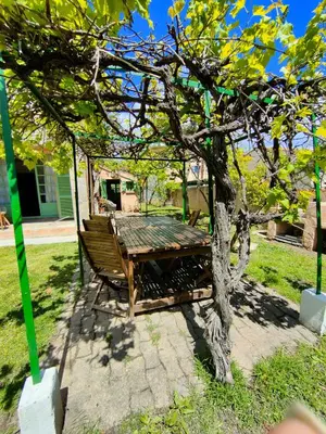 Jardin de l'établissement Maison de campagne piscine et jardin privatifs près de la plage