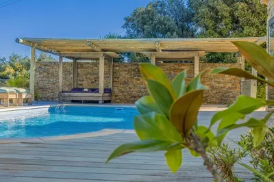 Piscine de l'établissement Villa A Surgenta ou située à proximité