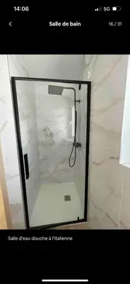 Salle de bains dans l'établissement Appartement moderne dans résidence A2023