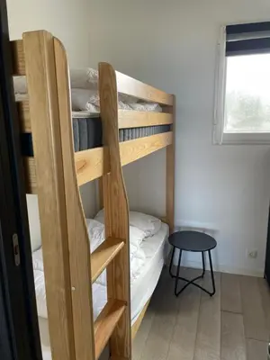 Un ou plusieurs lits dans un hébergement de l'établissement Bel appartement, terrasse vue mer, Sant Ambroggio