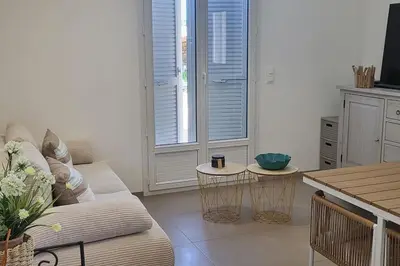 Télévision ou salle de divertissement dans l'établissement Casa Figarella