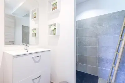Salle de bains dans l'établissement Casa Umbria - Villa climatisée avec piscine