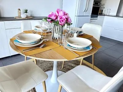 Cuisine ou kitchenette dans l'établissement 5 min des plages - Appt 2 chambres A Casa Bella