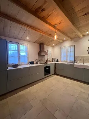 Cuisine ou kitchenette dans l'établissement Maison à la pointe du Cap Corse