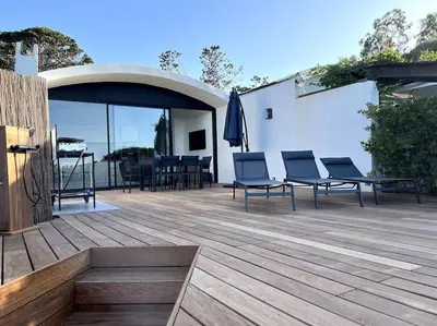 Balcon ou terrasse dans l'établissement Maison en bord de mer