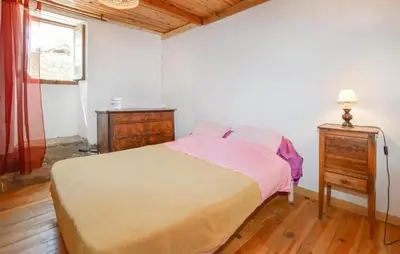 Un ou plusieurs lits dans un hébergement de l'établissement Nice Apartment In Sant Andrea Di Bozio