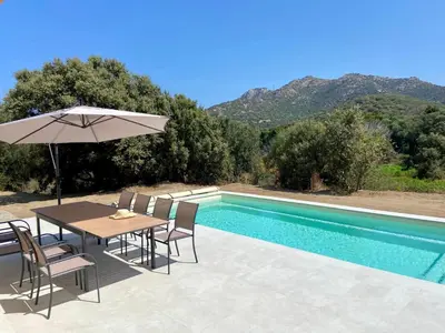 Vue générale sur la montagne ou vue sur la montagne depuis la maison de vacances