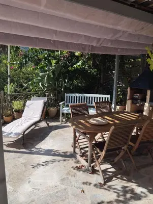 Jardin de l'établissement Chambre d'hôte Partine Cap Corse