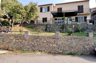 Plan de l'établissement Maison de village corse