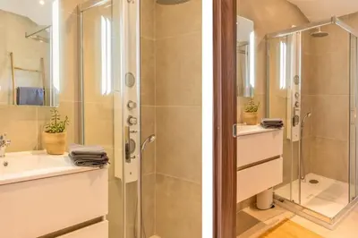 Salle de bains dans l'établissement Villa Marine de Meria