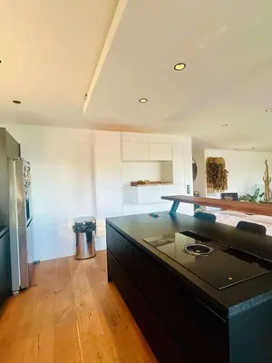 Cuisine ou kitchenette dans l'établissement Sublime villa vue mer pieds dans l'eau