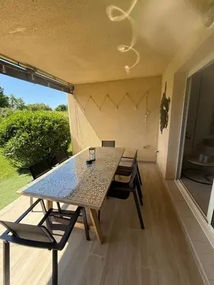 Coin salon dans l'établissement Villa désirée à Santa Maria Poggio