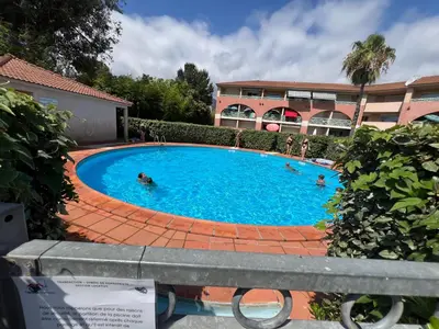 Piscine de l'établissement Appart bord de mer avec piscine ou située à proximité