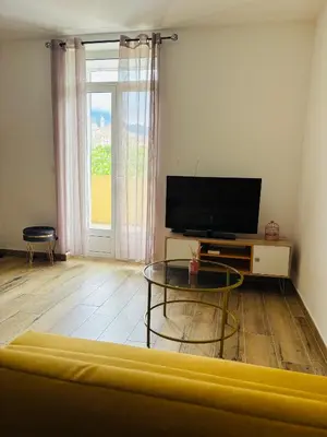 Télévision ou salle de divertissement dans l'établissement Casa Straboni Corte