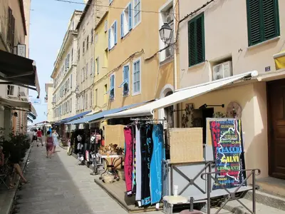 Quartier de la maison de vacances ou autre quartier proche