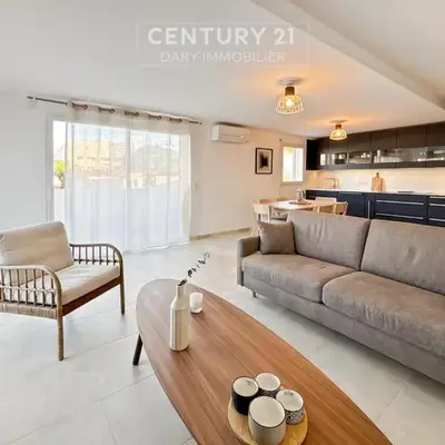 Duplex T4 proche de la plage à Calvi