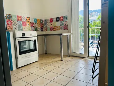 Plan de l'établissement 1 chambre dans appartement 2 chambres proche mer, centre-ville et commerces