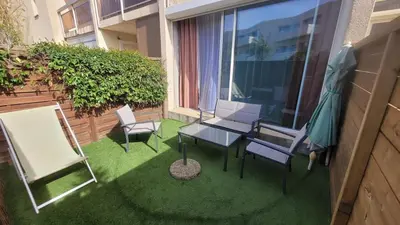 Jardin de l'établissement Appartement 5 couchages à Calvi