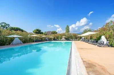 Piscine de l'établissement Camping Domaine d'Anghione ou située à proximité