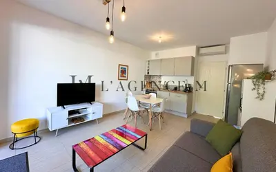 Cuisine ou kitchenette dans l'établissement Studio Bis Rivages 100m de la plage, lumineux
